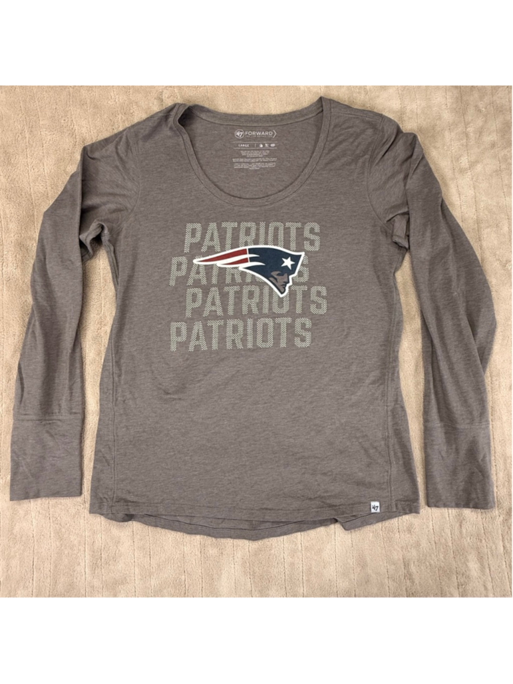 Women's 47 Brand Gray Patriots‎ Long Sleeve Tee Large